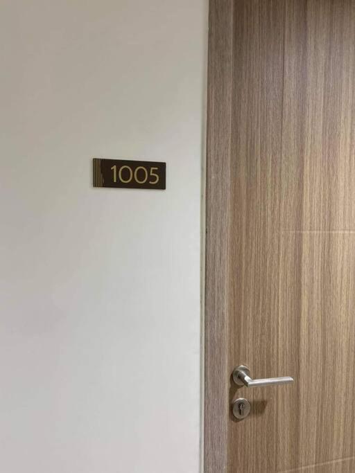Fully Equipped 1Br Condo At Shore2 Near To Moa Manila Exterior photo